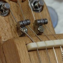 22_4String_Kopf_seitlich